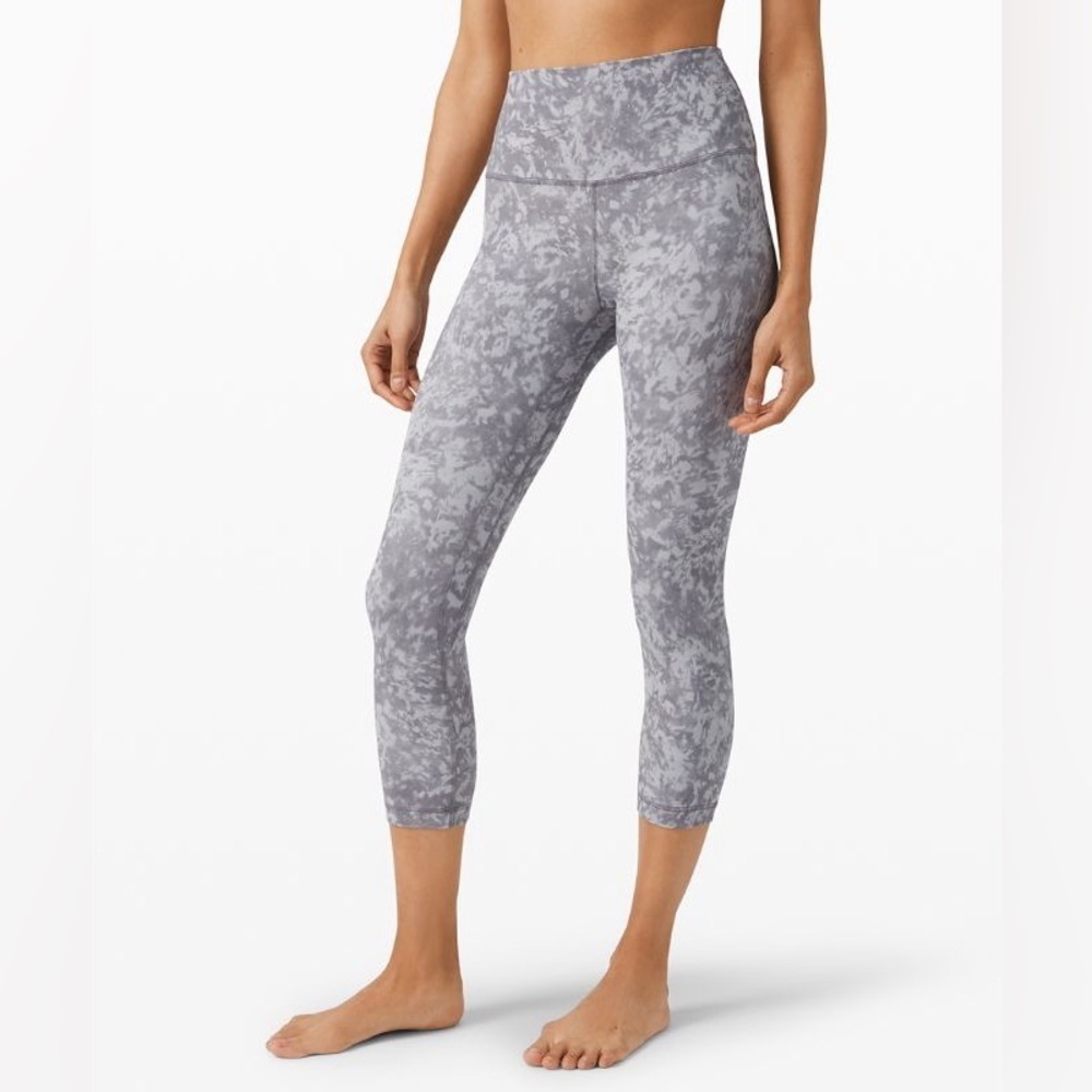 Lululemon Align Crop *21" size 2 
Summer Shade Ice Grey Multi